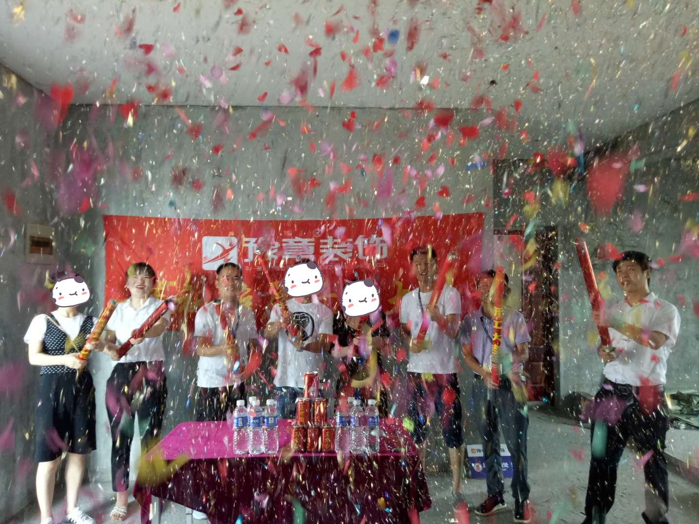 恭祝龙华云锦张女士爱家开工大吉！！