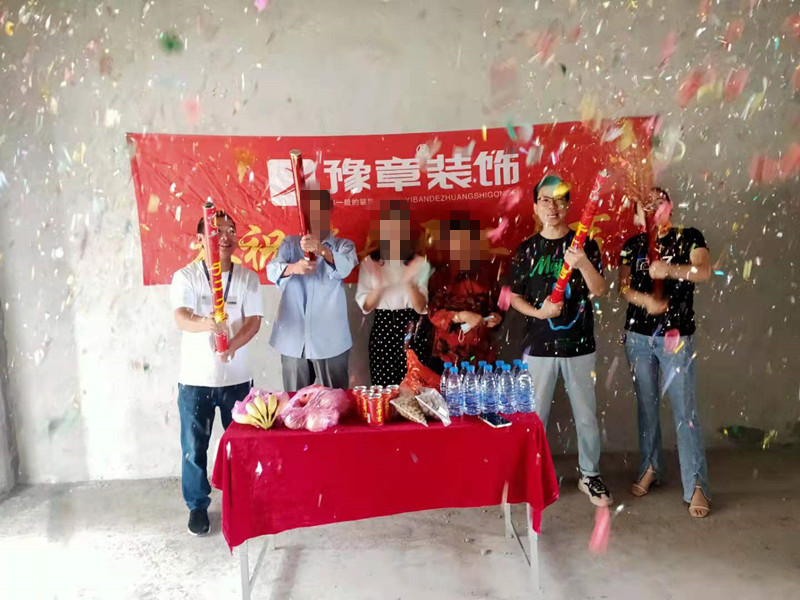 翠湖小区赖女士.jpg